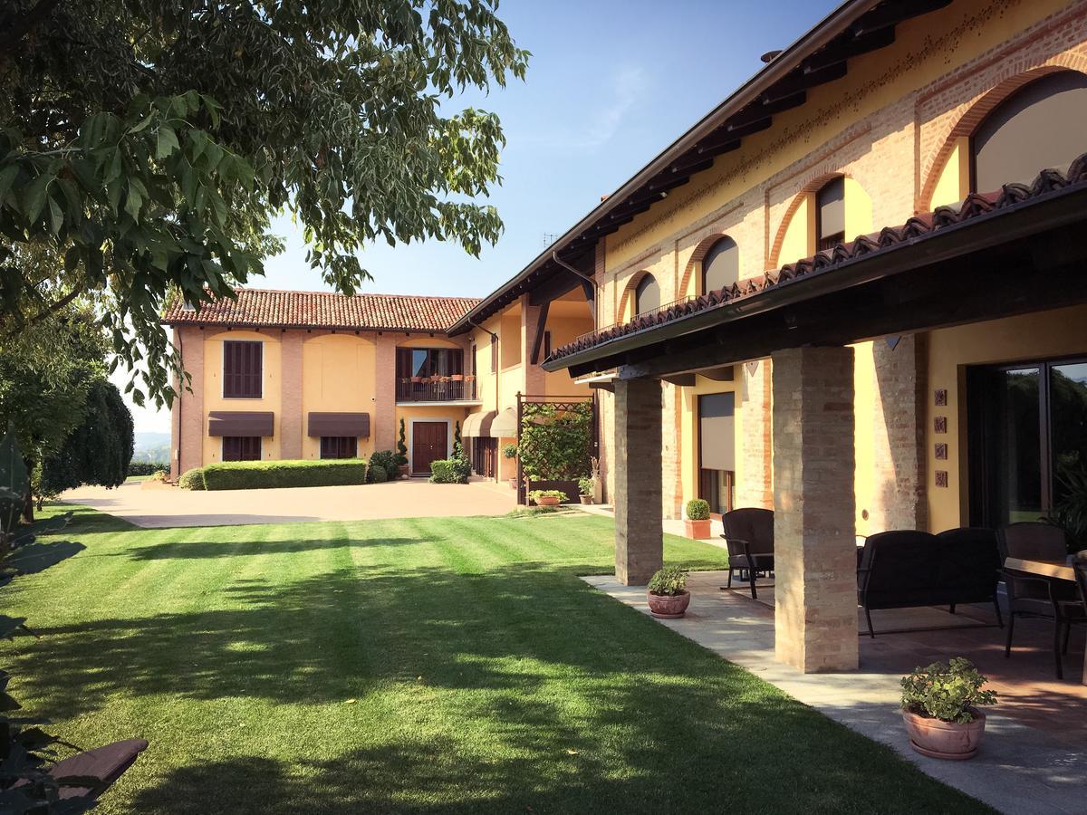 לינה וארוחת בוקר גווארנה Cascina Cortine מראה חיצוני תמונה